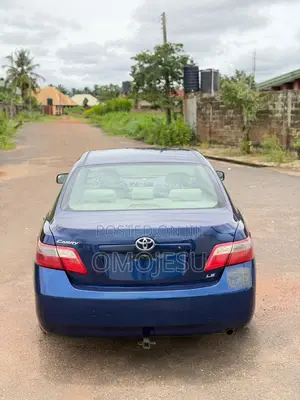Toyota Camry LE 4dr Sedan (2.4L 4cyl 5A) 2008 Blue