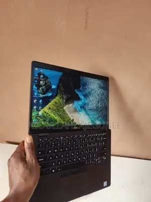 Laptop Dell Latitude 5400 16GB Intel Core i7 SSD 256GB