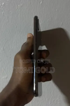 Apple iPhone XS Max 64 GB Gold