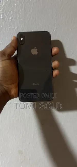 Apple iPhone XS Max 64 GB Gold