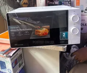 Hisense 20L Microwave Oven — Compact, Powerful Convenient.