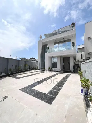 5bdrm Duplex in Chevron for sale