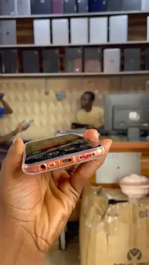 Mobile Phone 64 GB Red
