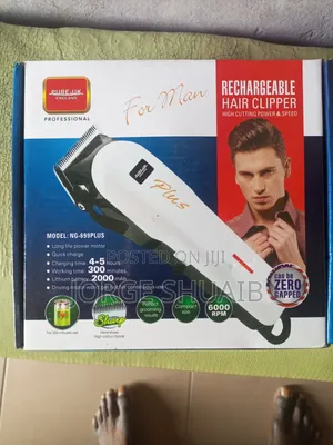 Durable Kiki Plus Rechargeable Hair Clippers for Private Use