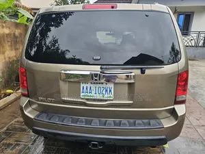Honda Pilot 2011 Gold