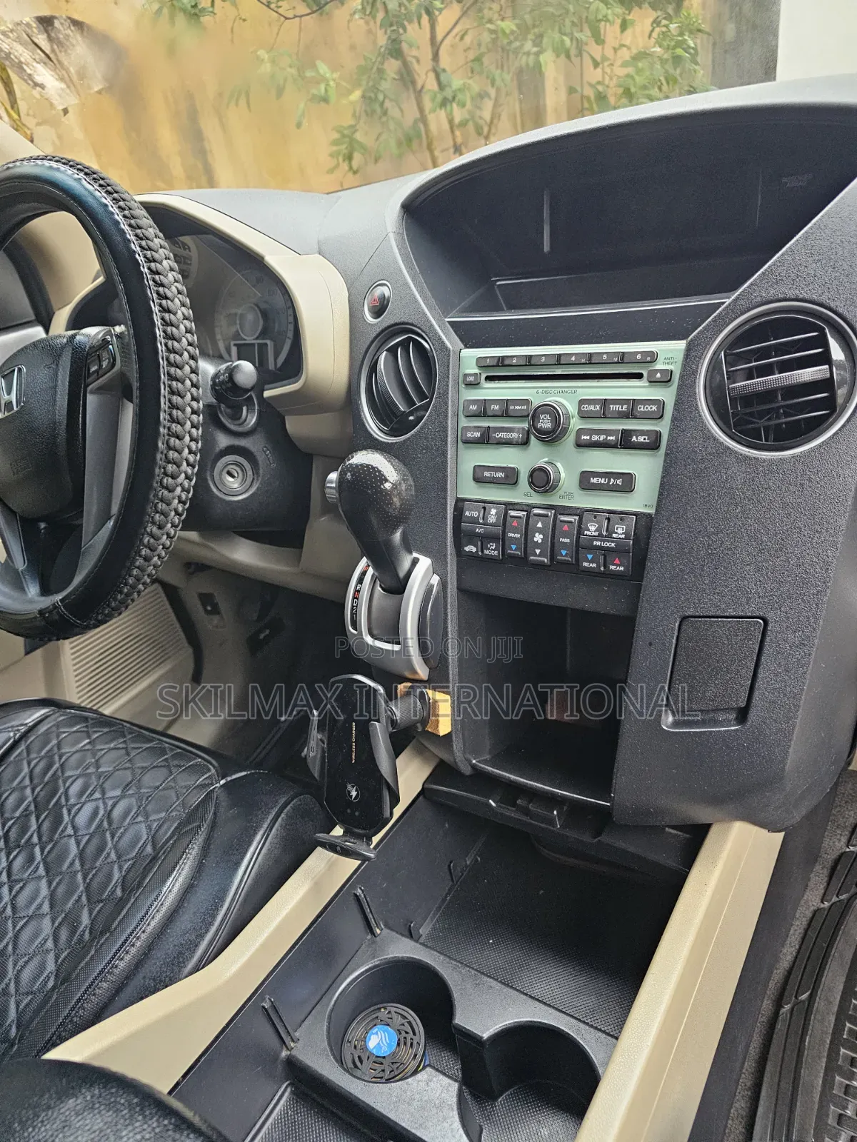 Honda Pilot 2011 Gold