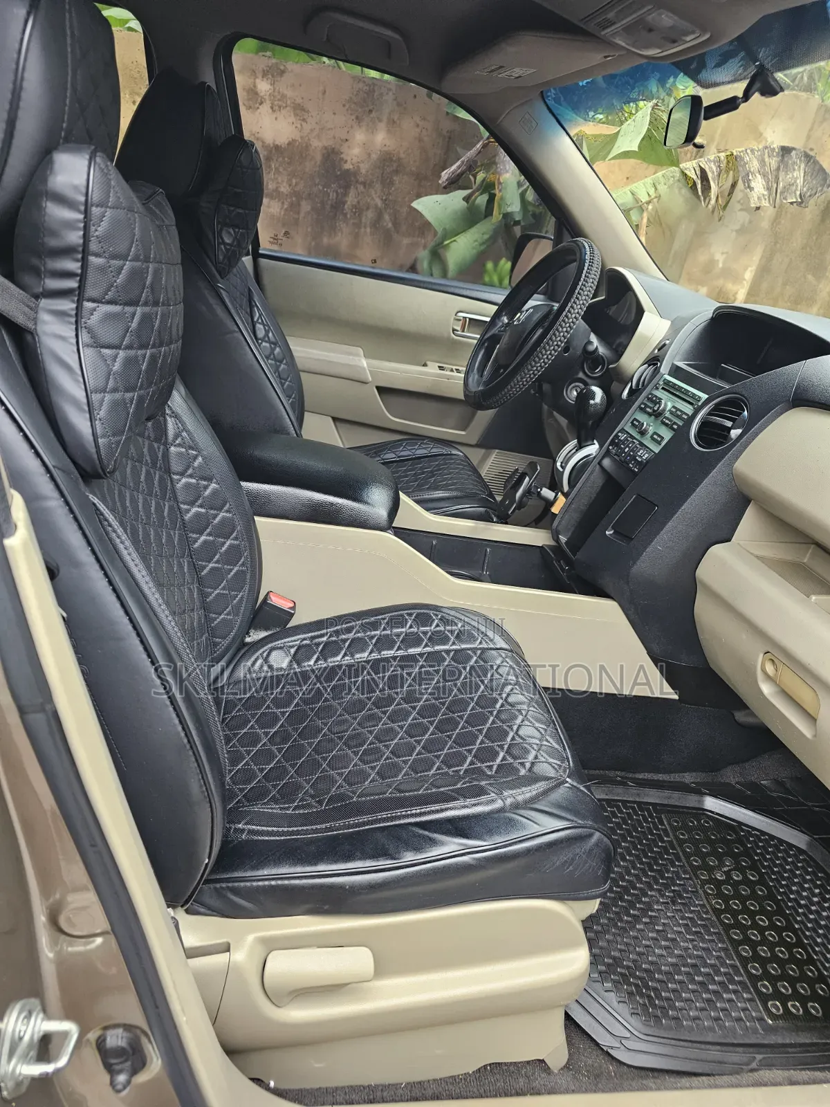 Honda Pilot 2011 Gold