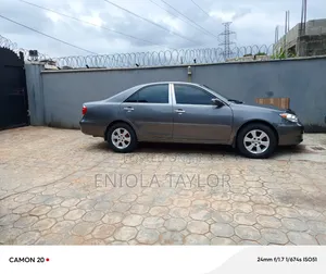 Toyota Camry 2006 Gray