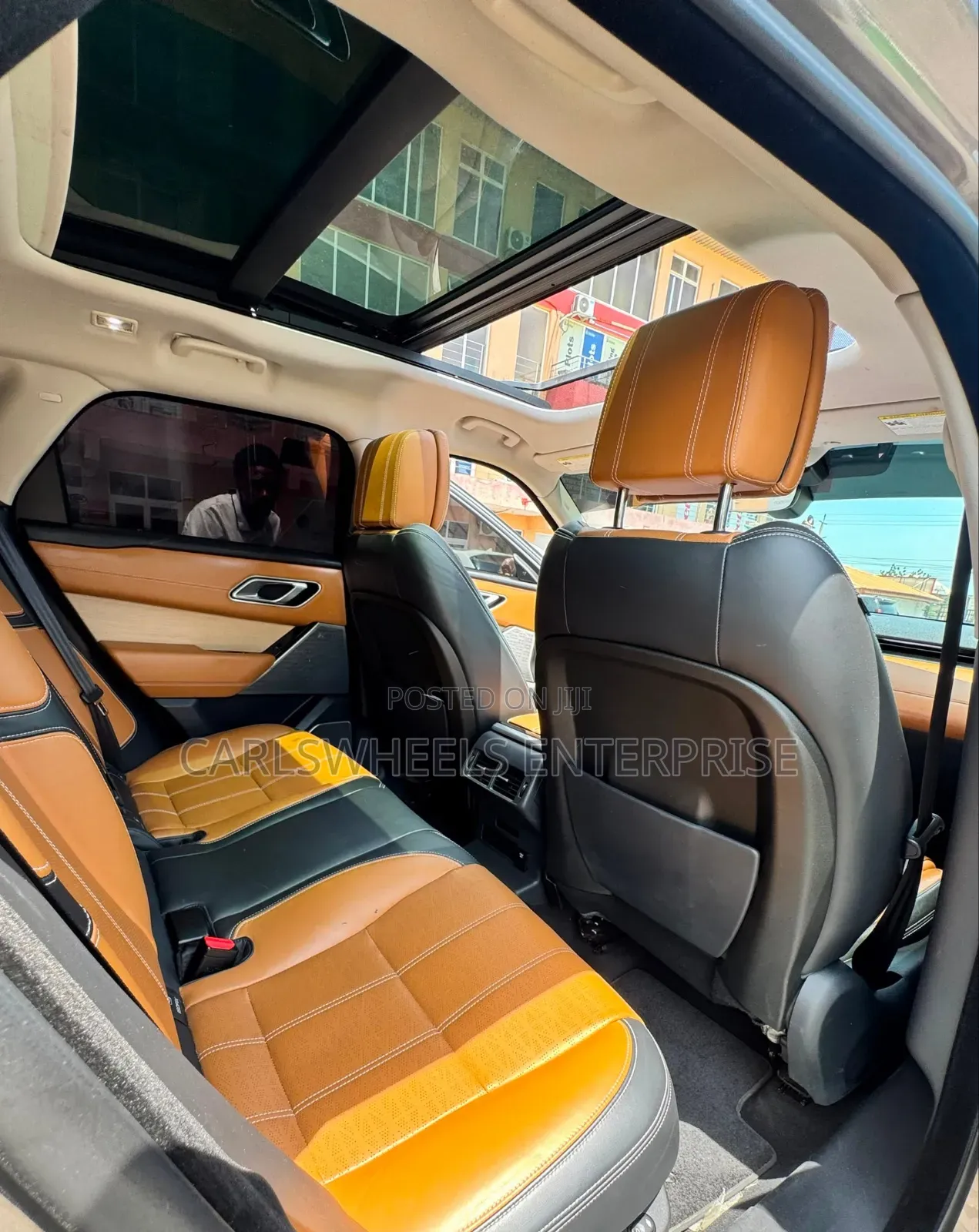 Land Rover Range Rover Velar 2018 Gold