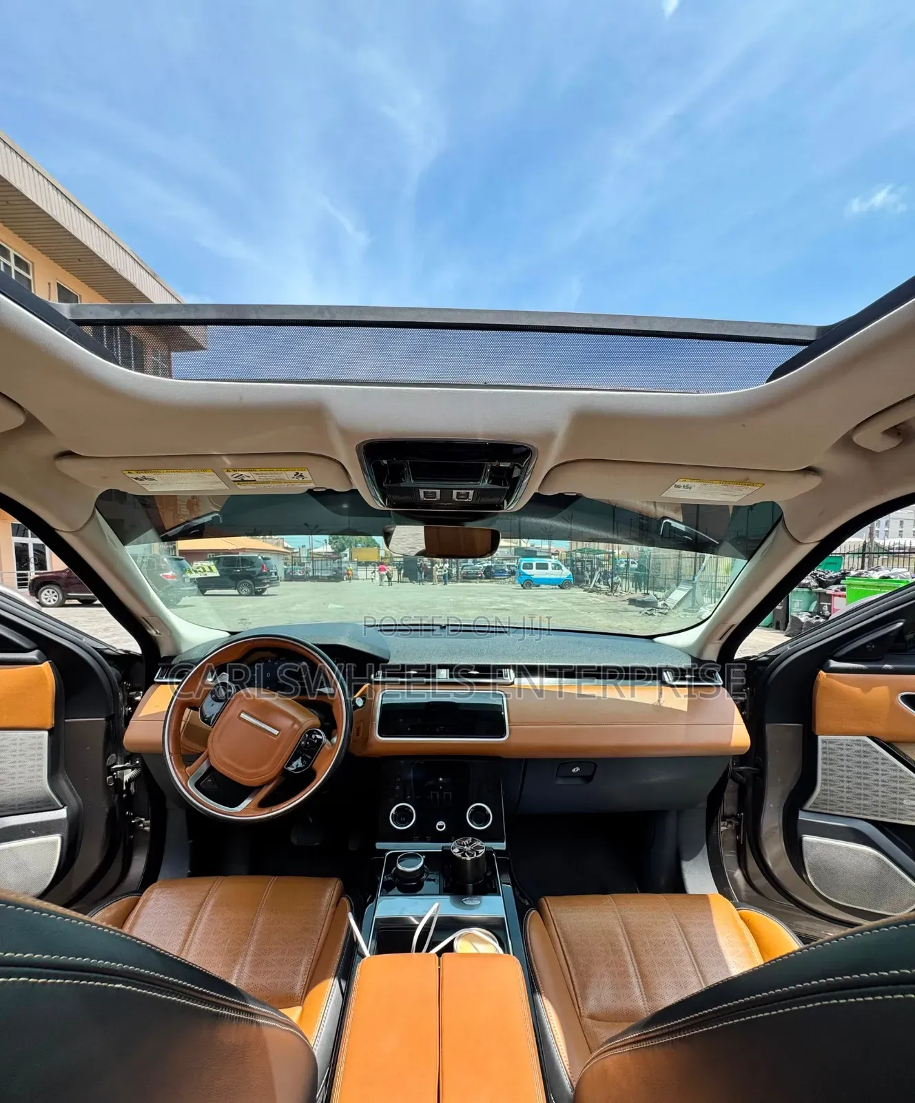 Land Rover Range Rover Velar 2018 Gold