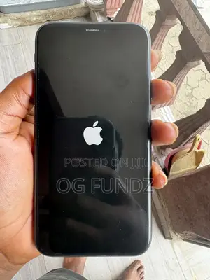 Apple iPhone XR 64 GB Black