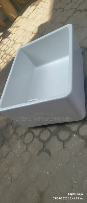 Laundry/ Belfast Sink Twyford