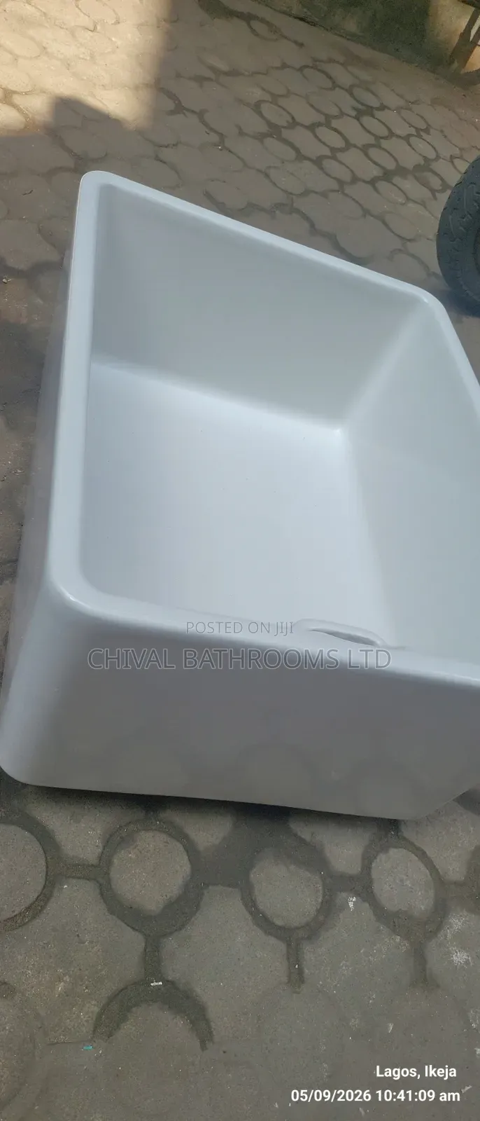Laundry/ Belfast Sink Twyford