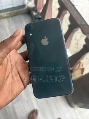 Apple iPhone XR 64 GB Black