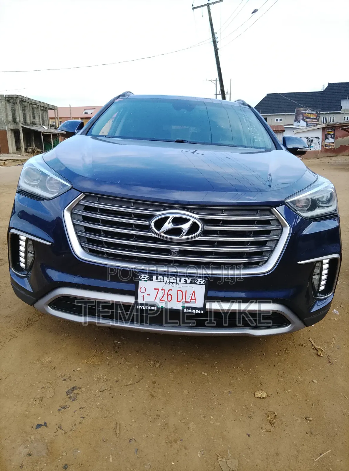 Hyundai Santa Fe 2017 Blue