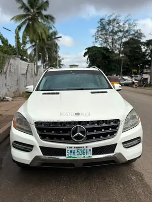 Mercedes-Benz M Class 2012 Off white