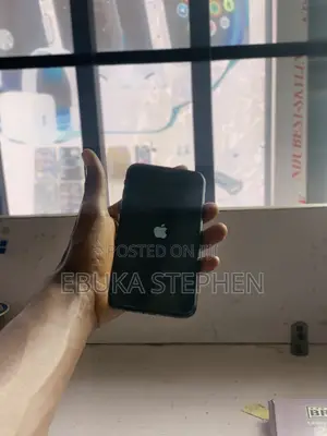 Apple iPhone XR 64 GB Black
