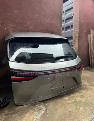 Boot NX300h 2024