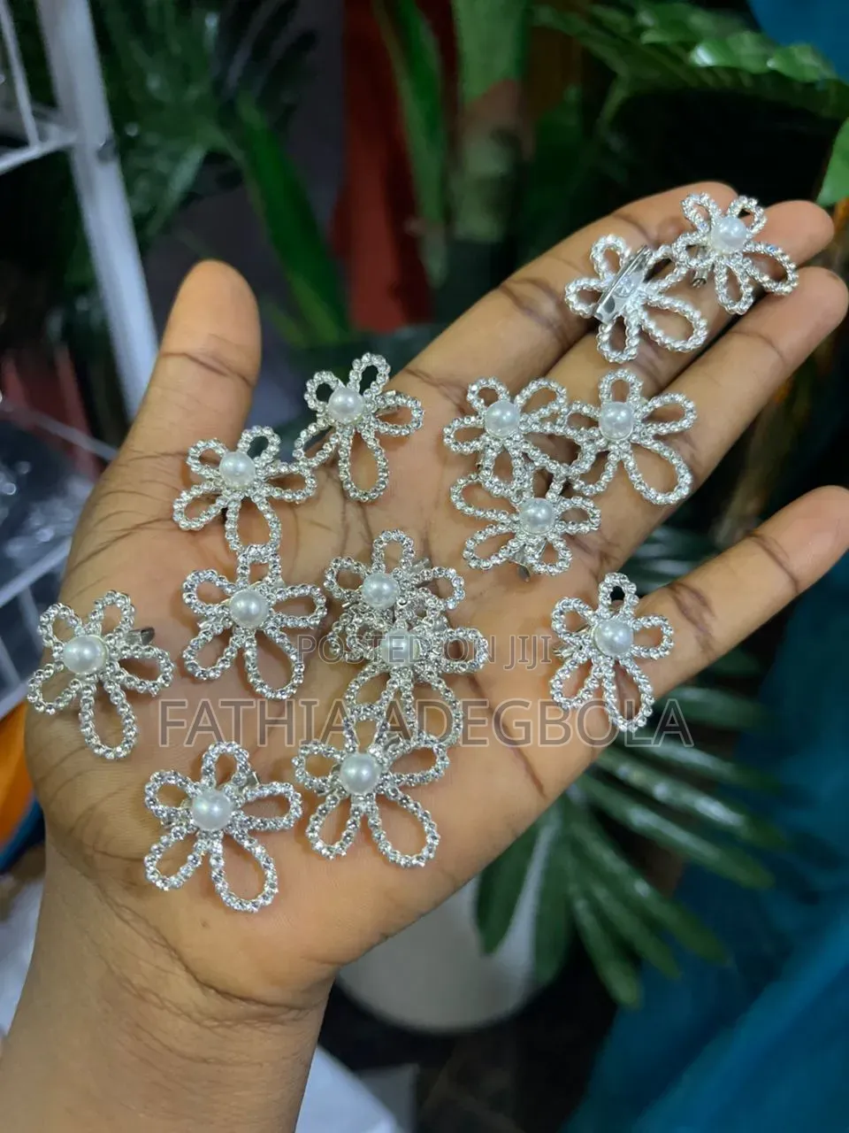 Hijab Design Pin