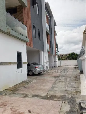4bdrm Townhouse / Terrace in Life Camp Estate for rent