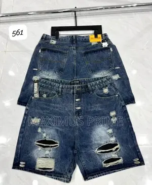 Short Jeans