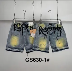 Short Jeans