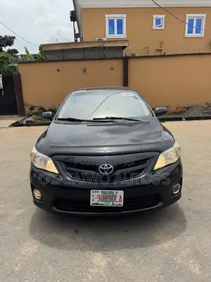Toyota Corolla LE 4dr Sedan (1.8L 4cyl 4A) 2011 Black