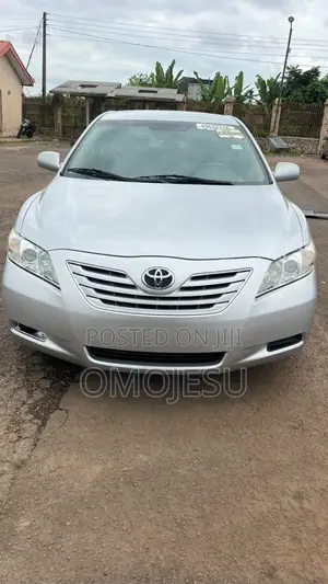 Toyota Camry LE 4dr Sedan (2.4L 4cyl 5A) 2008 Silver