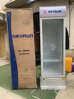 Skyrun 228L Beverage Cooling Cabinet
