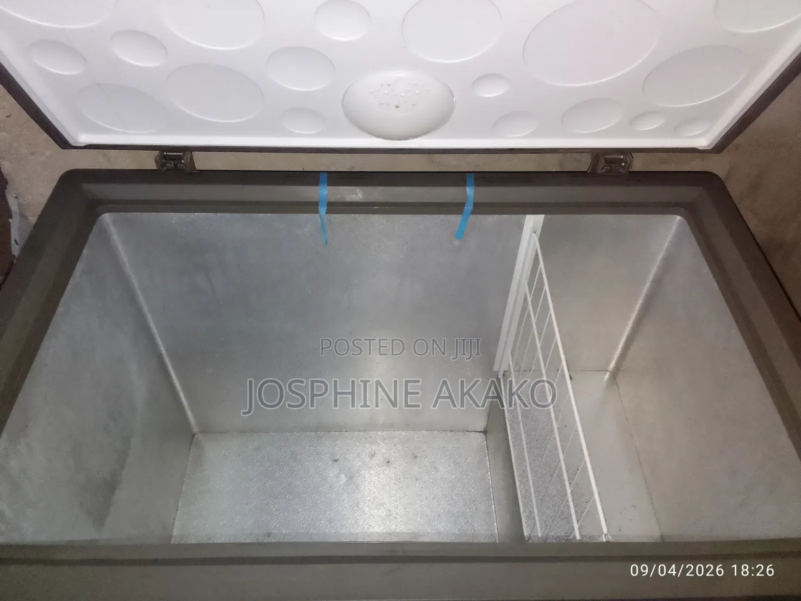 Slightly Used Thermacool Inverter Freezer (HTF 319lS)