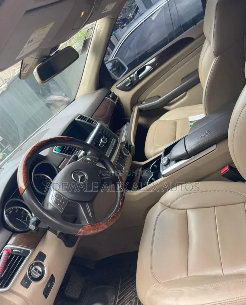 Mercedes-Benz M Class 2012 White