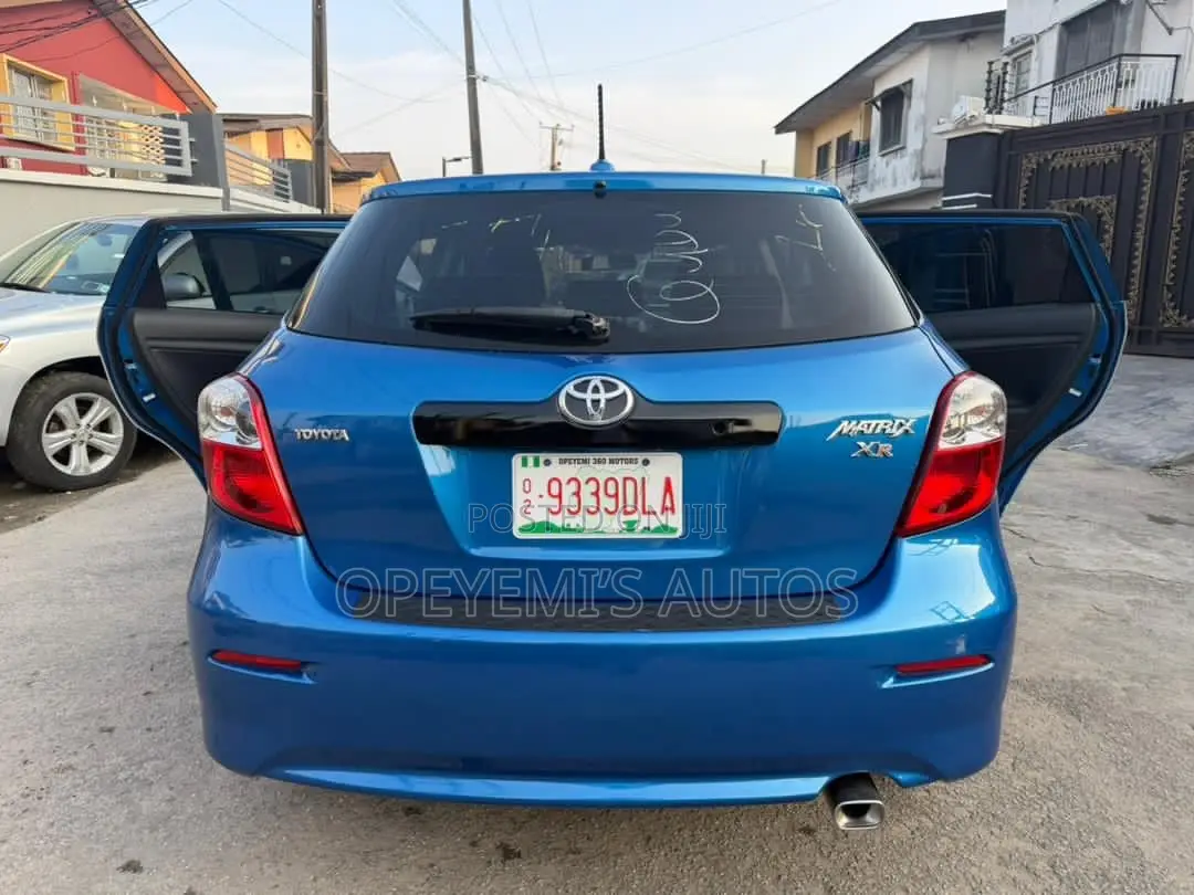 Toyota Matrix 2010 Blue