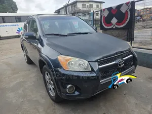 Toyota RAV4 2010 Gray