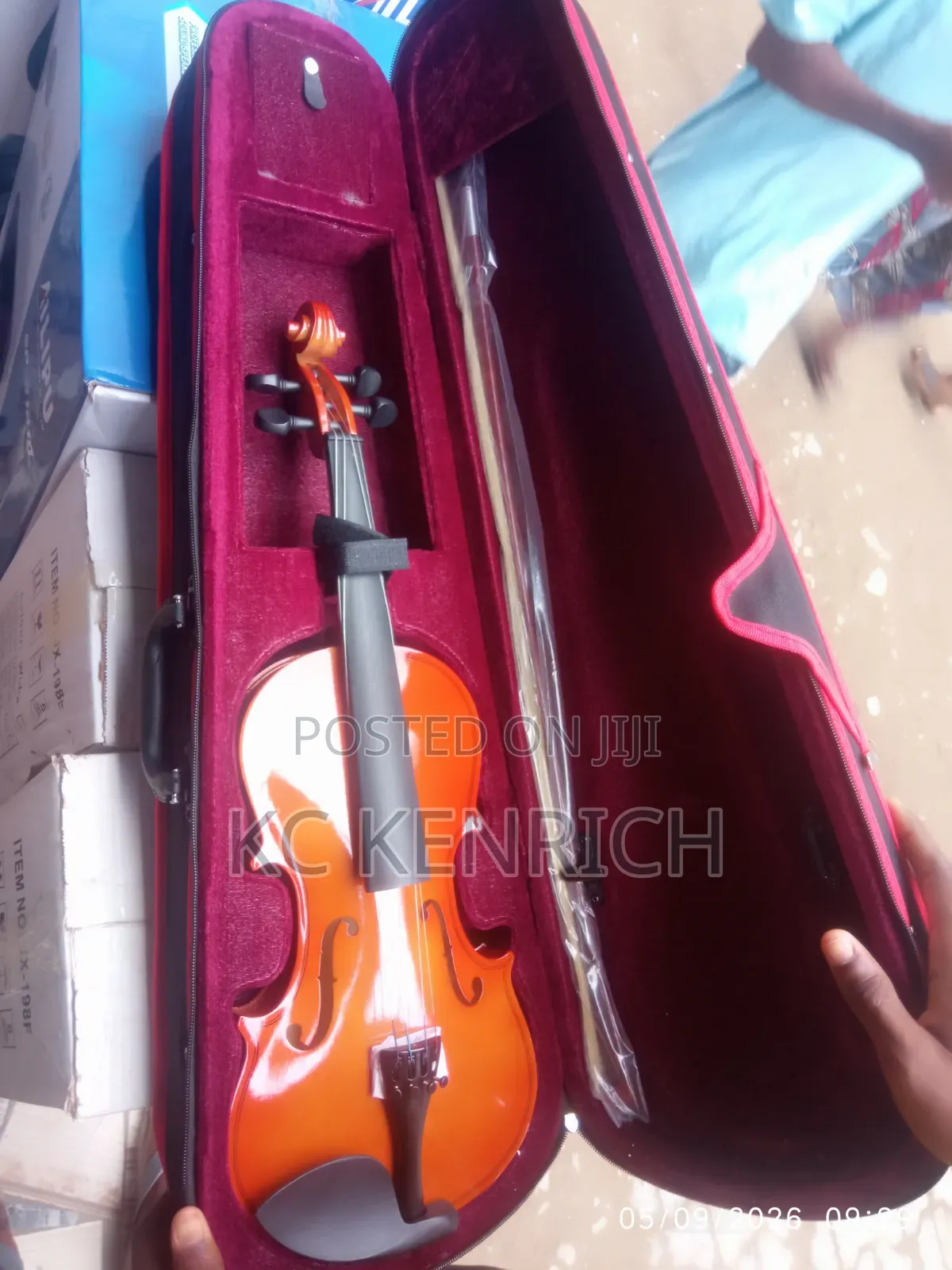 Violin Music Player 4 by 4