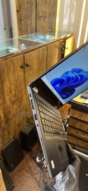 Laptop Lenovo ThinkPad X390 Yoga 8GB Intel Core i5 SSD 256GB