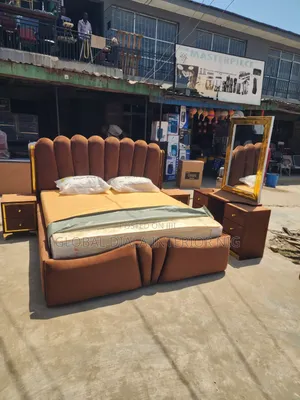 Quality 6by6 Padded Bedframe Set