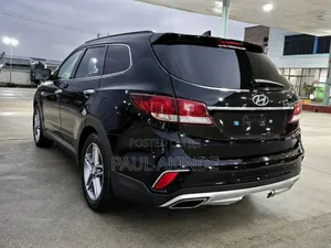 Hyundai Santa Fe Limited Ultimate FWD 2017 Black