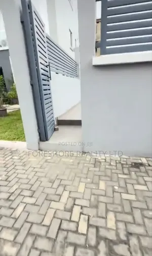 4bdrm House in Ikeja Gra for sale