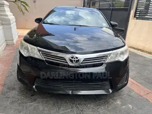 Toyota Camry LE 4dr Sedan (2.5L 4cyl 6A) 2014 Black