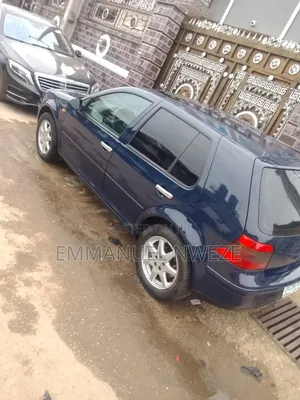 Volkswagen Golf 2003 Blue