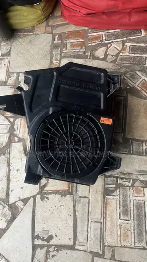 Roofer Speaker for GLE 350 ,Ml350 Harmon Kardon