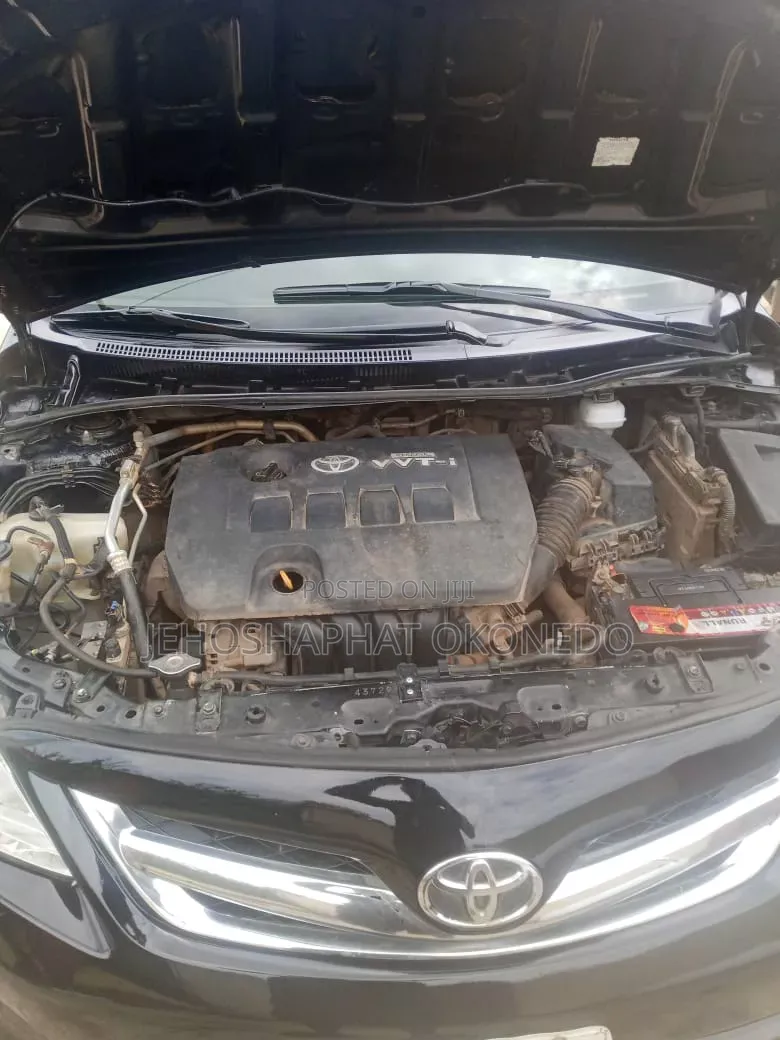 Toyota Corolla 2011 Black