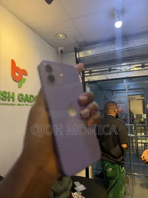 Apple iPhone 12 64 GB Purple