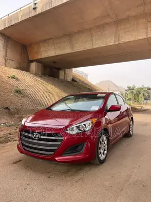 Hyundai Elantra 2017 Red