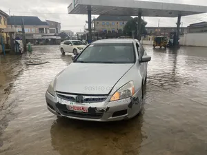 Honda Accord 2006 Silver