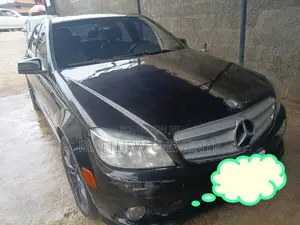 Mercedes-Benz C300 2010 Black