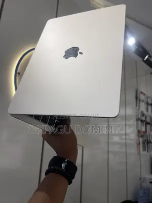 Laptop Apple MacBook Air 2022 M2 8GB Apple M2 HDD+SSD 256GB