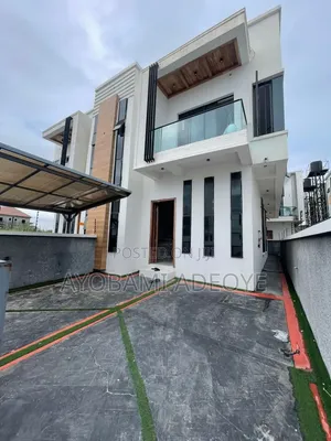 Studio Apartment in Ikota Villa for rent