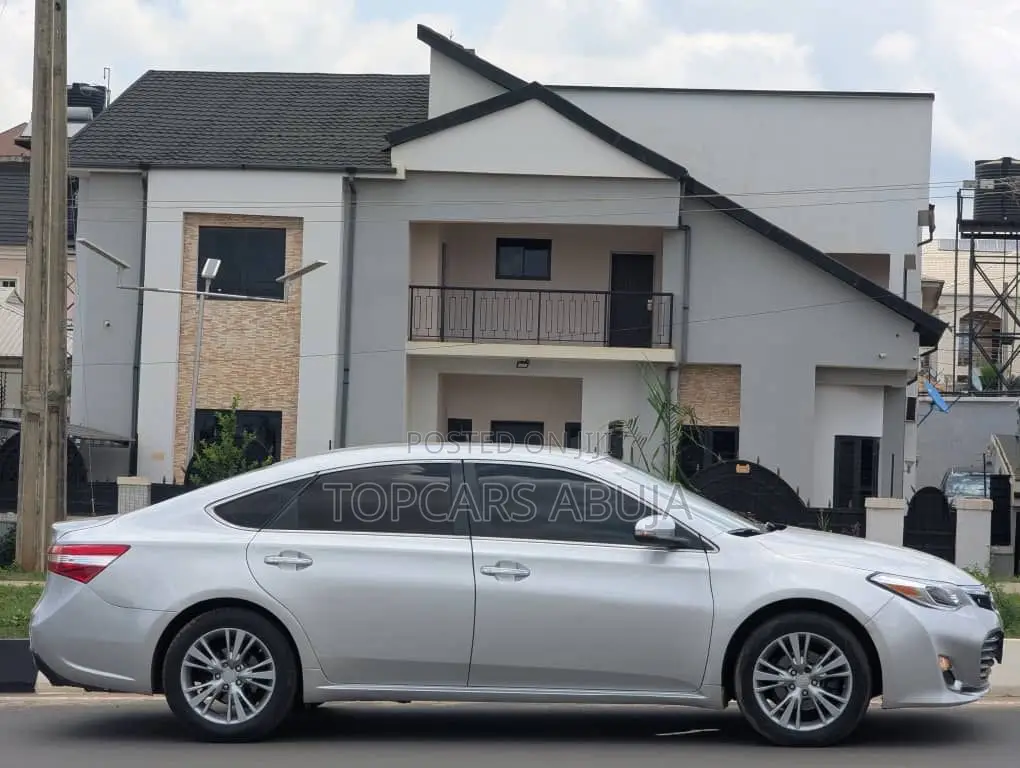 Toyota Avalon 2013 Silver