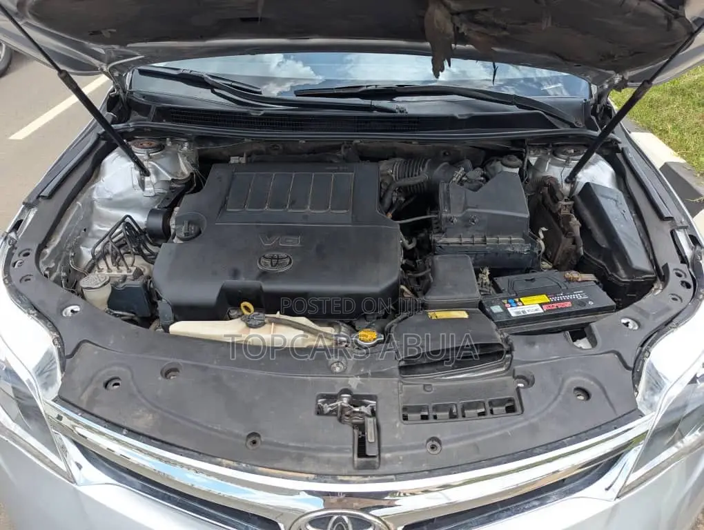 Toyota Avalon 2013 Silver